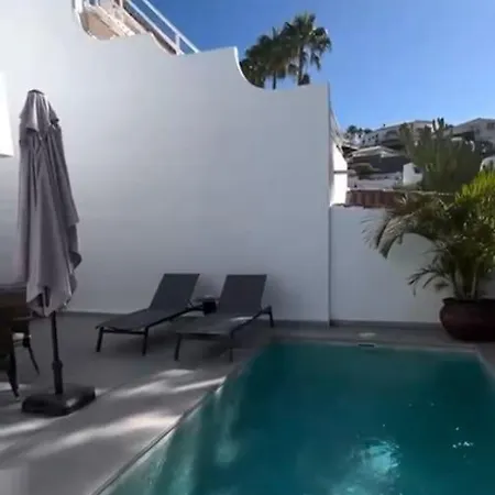 Luxury * Playa Feñabe